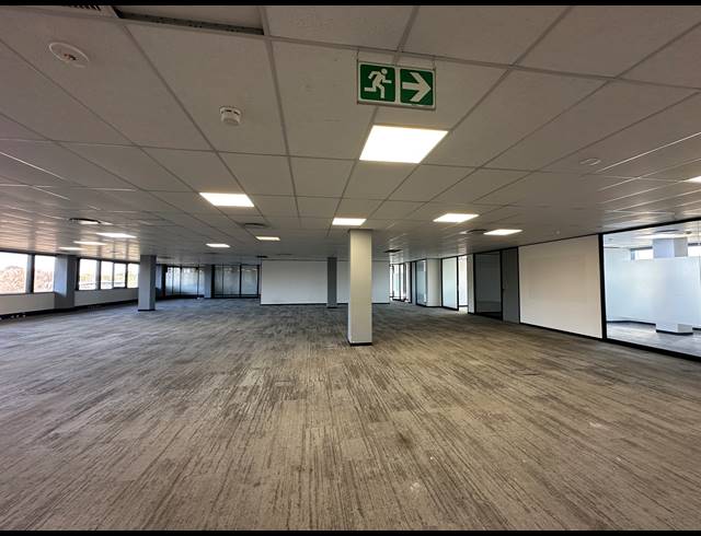 750M² OFFICE TO LET IN DORINGKLOOF